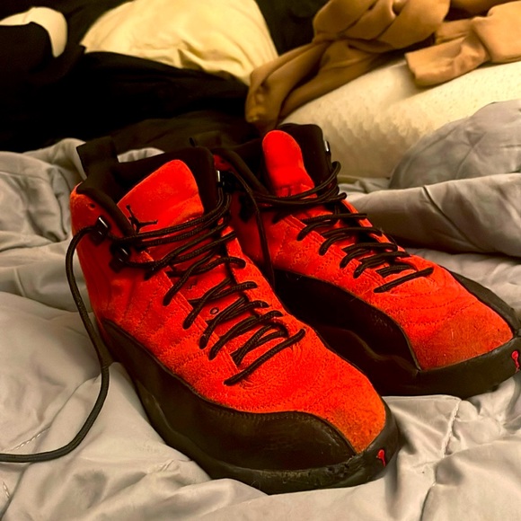 Nike Air Jordan 12 Retro Reverse Flu Game CT8013-602